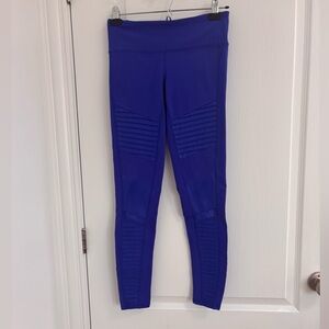 ALO Yoga Motto Vibrant Blue Leggings Size Small